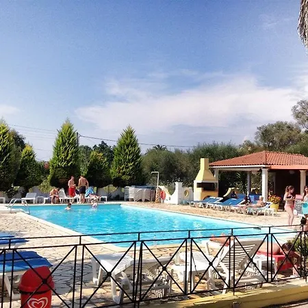 Athina Aparthotel Kávos