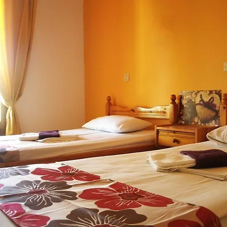Athina 3* Kávos