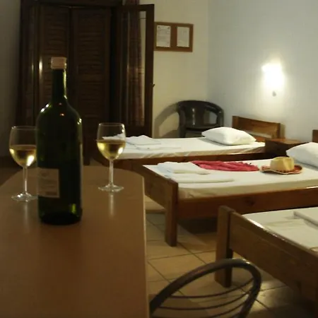 Athina 3* Kávos