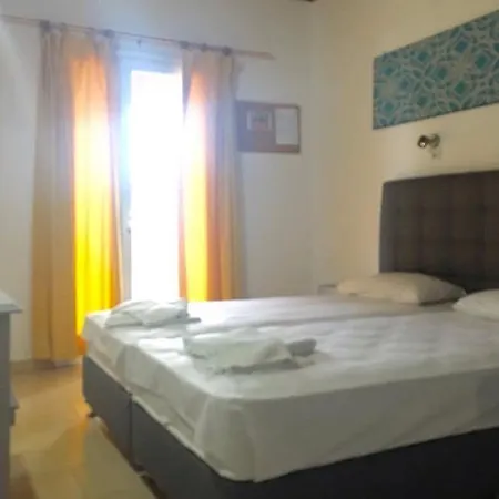 Athina Apartmanhotel 3*