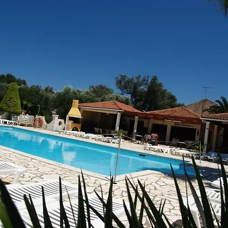 Apartmanhotel Athina Kávosz