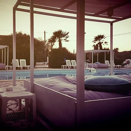 Athina Apartmanhotel 3*